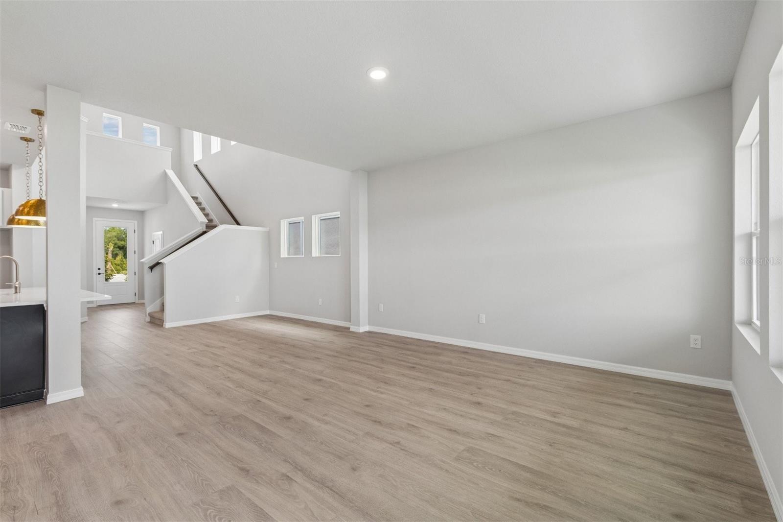 EASTLYN - Residential