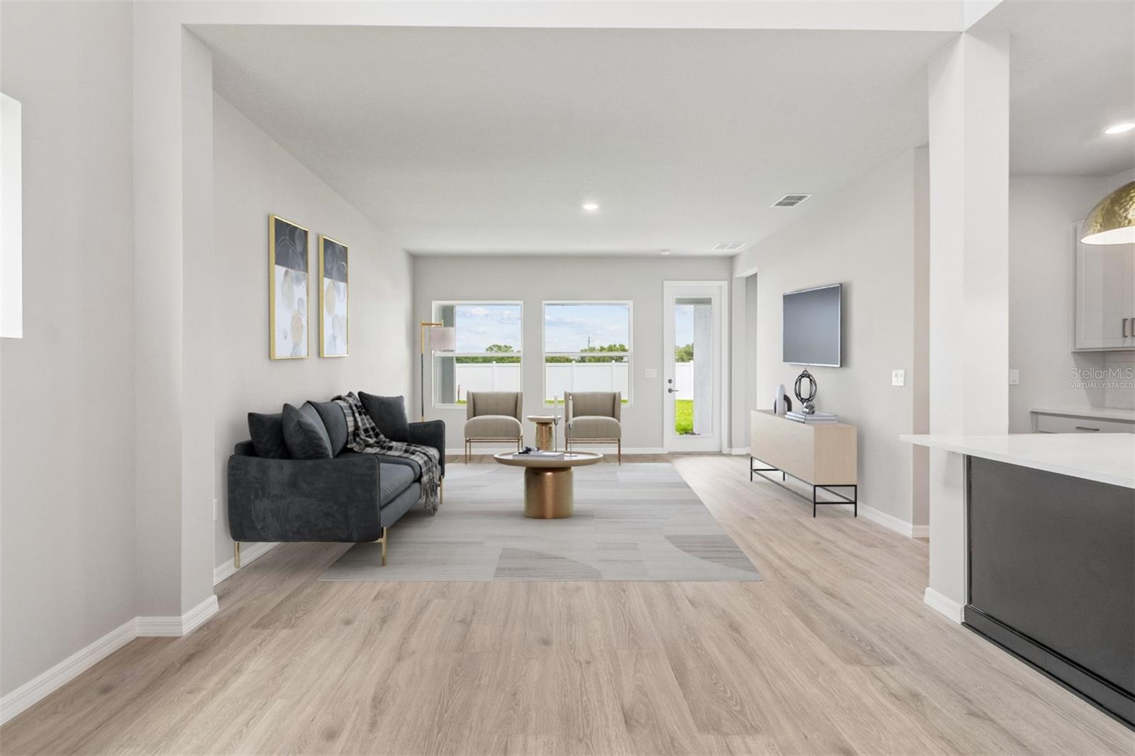 EASTLYN - Residential