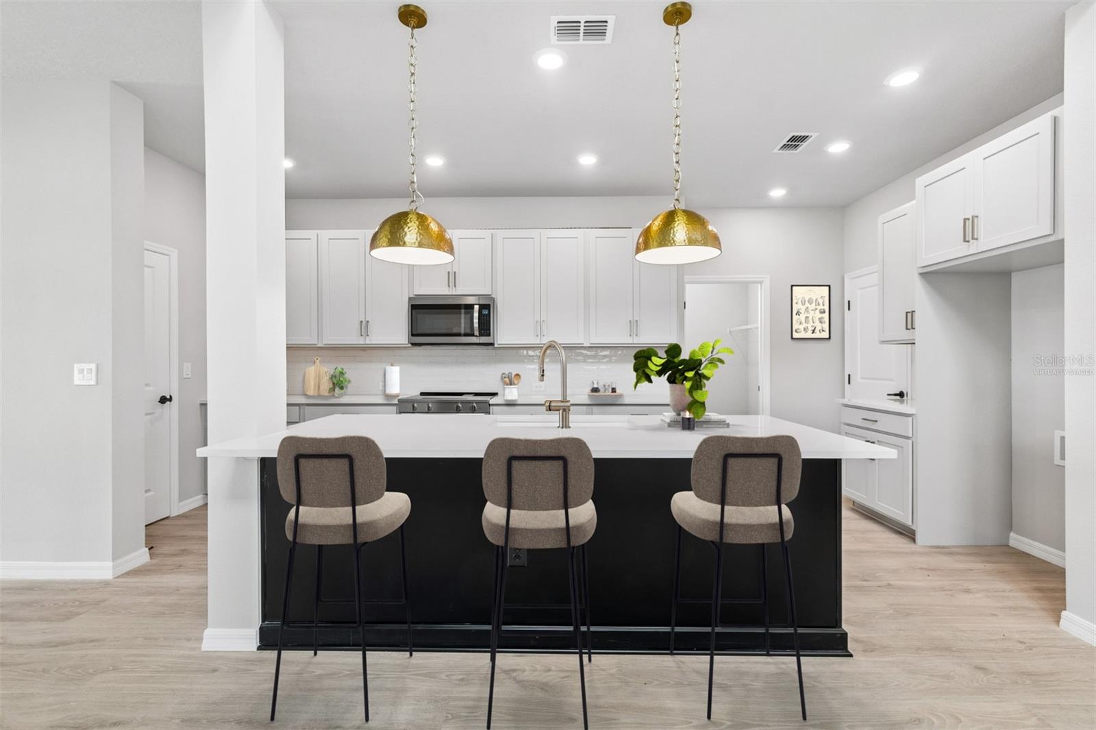 EASTLYN - Residential