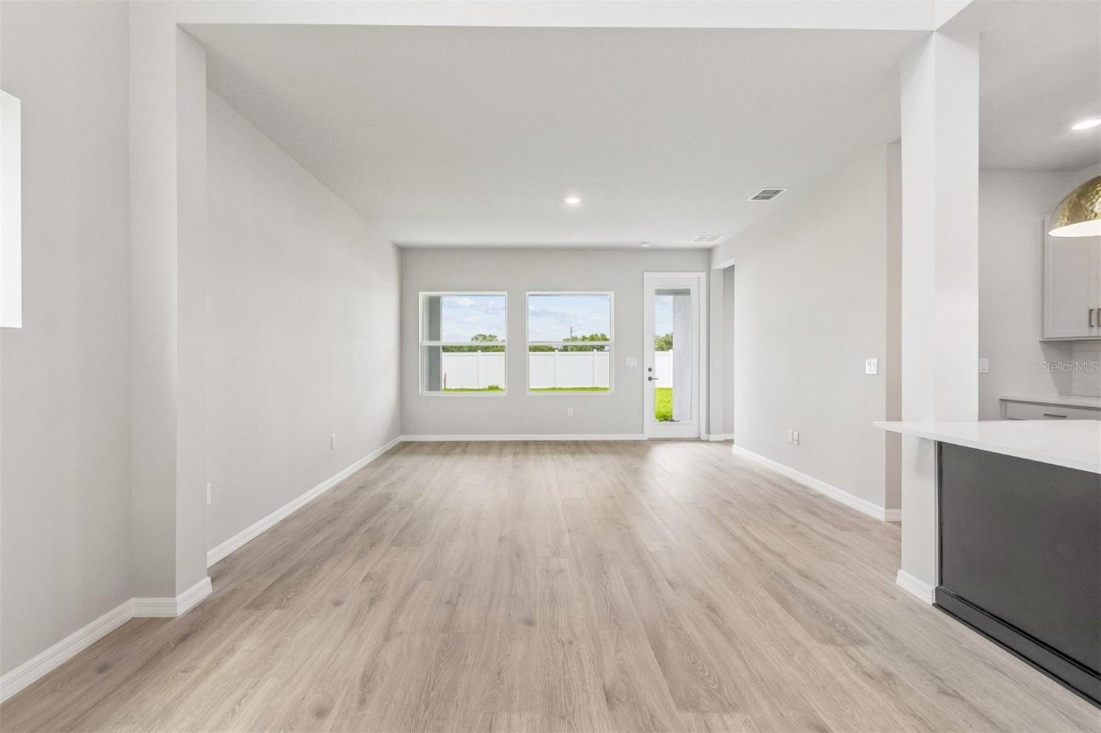 EASTLYN - Residential