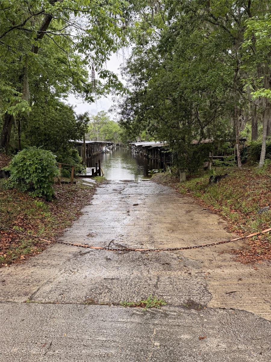 RIVER PARK SUB - Land