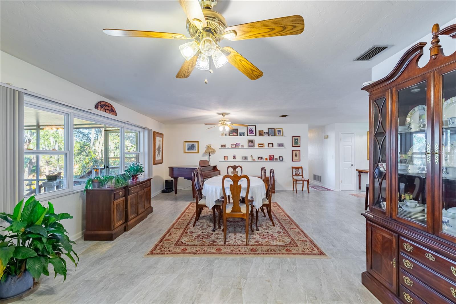 LOCH LOMMOND - Residential