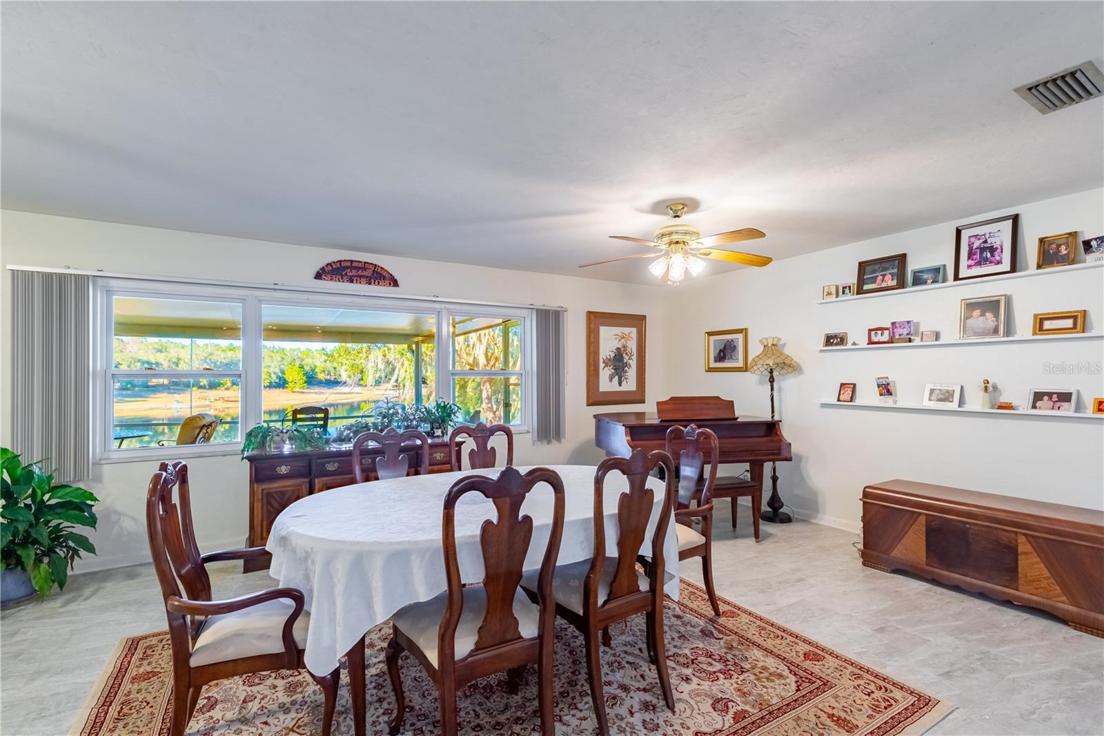 LOCH LOMMOND - Residential