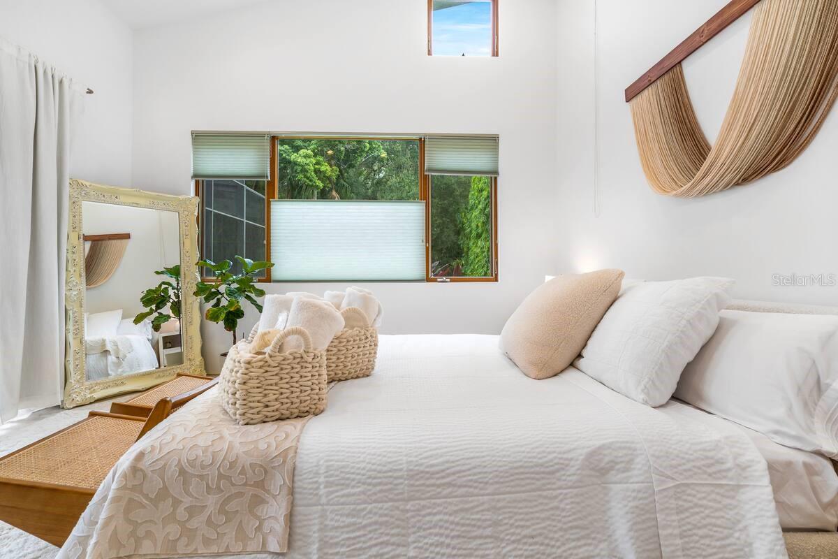 SAPPHIRE SHORES - Residential Lease
