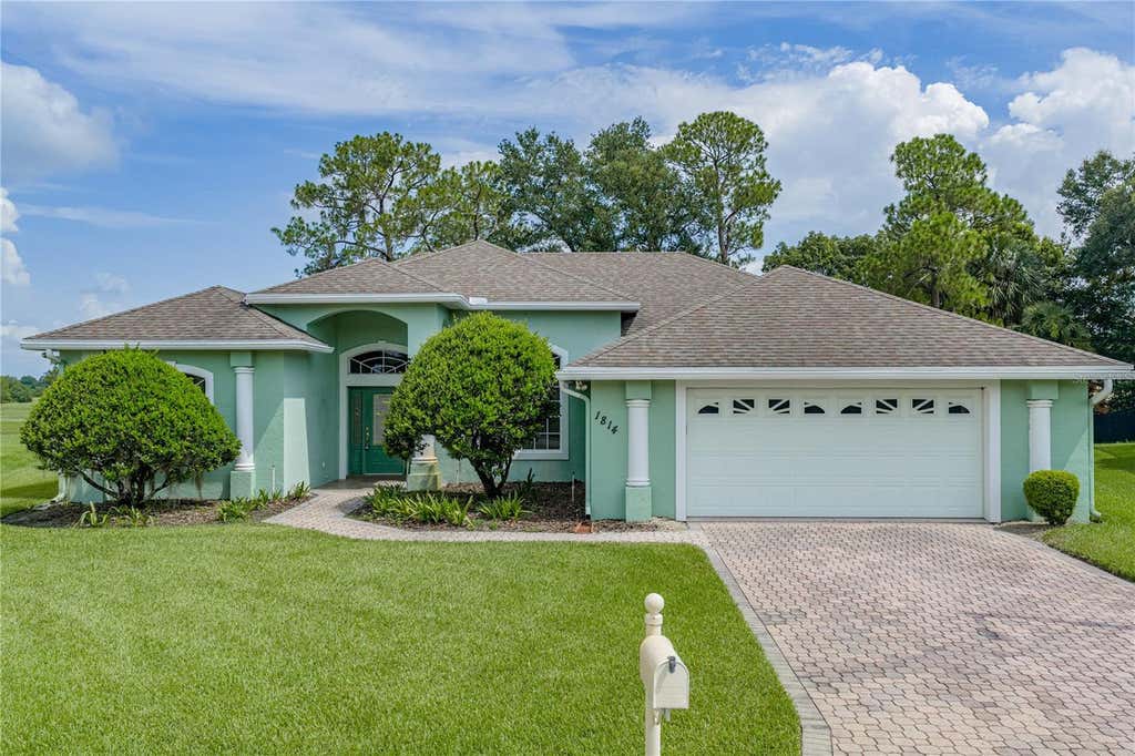 Photo of 1814 Sandhill Lane, Winter Haven, FL 33884 (MLS # L4963215)