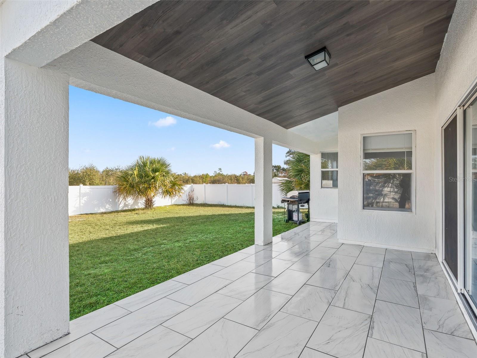 MARION OAKS UN 07 - Residential