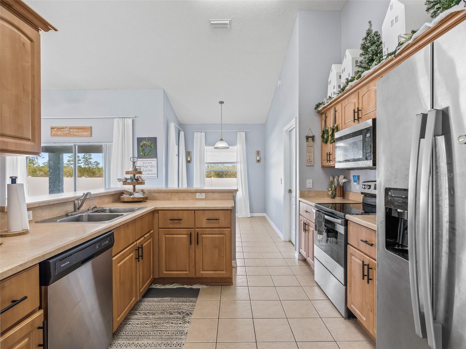 MARION OAKS UN 07 - Residential