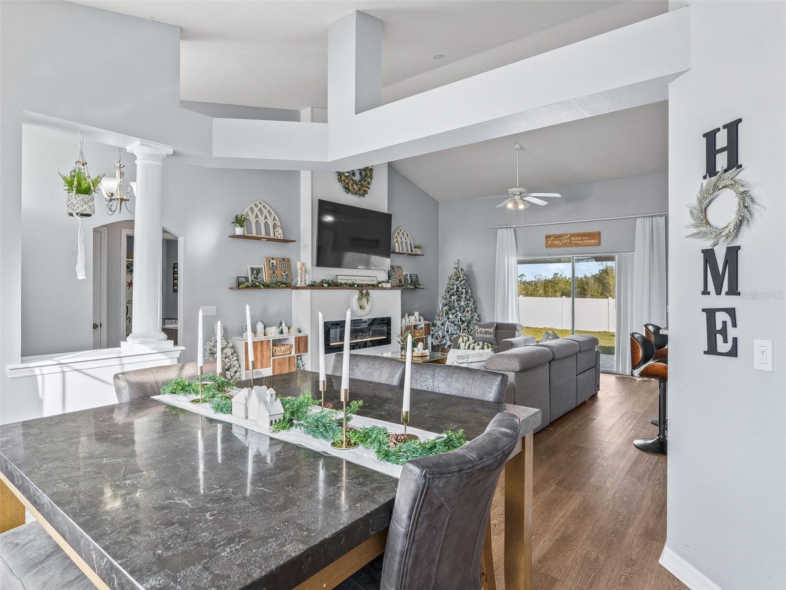 MARION OAKS UN 07 - Residential