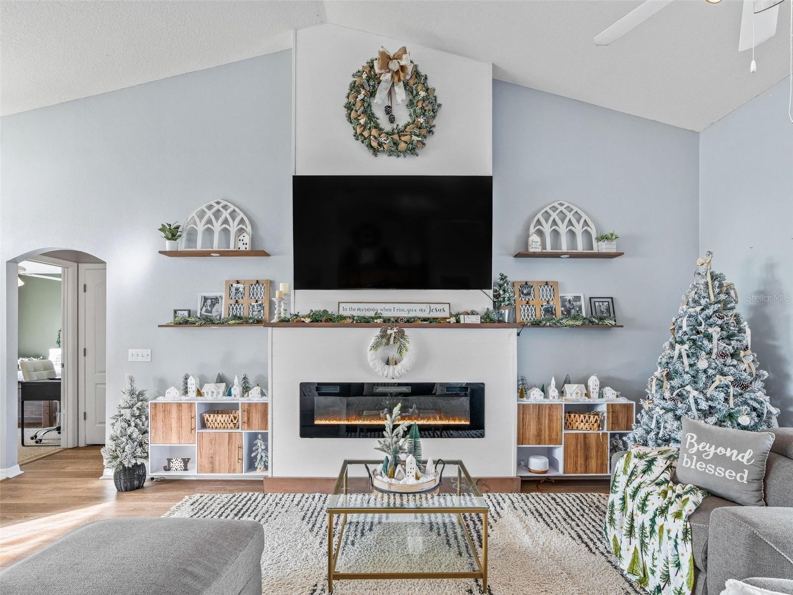 MARION OAKS UN 07 - Residential