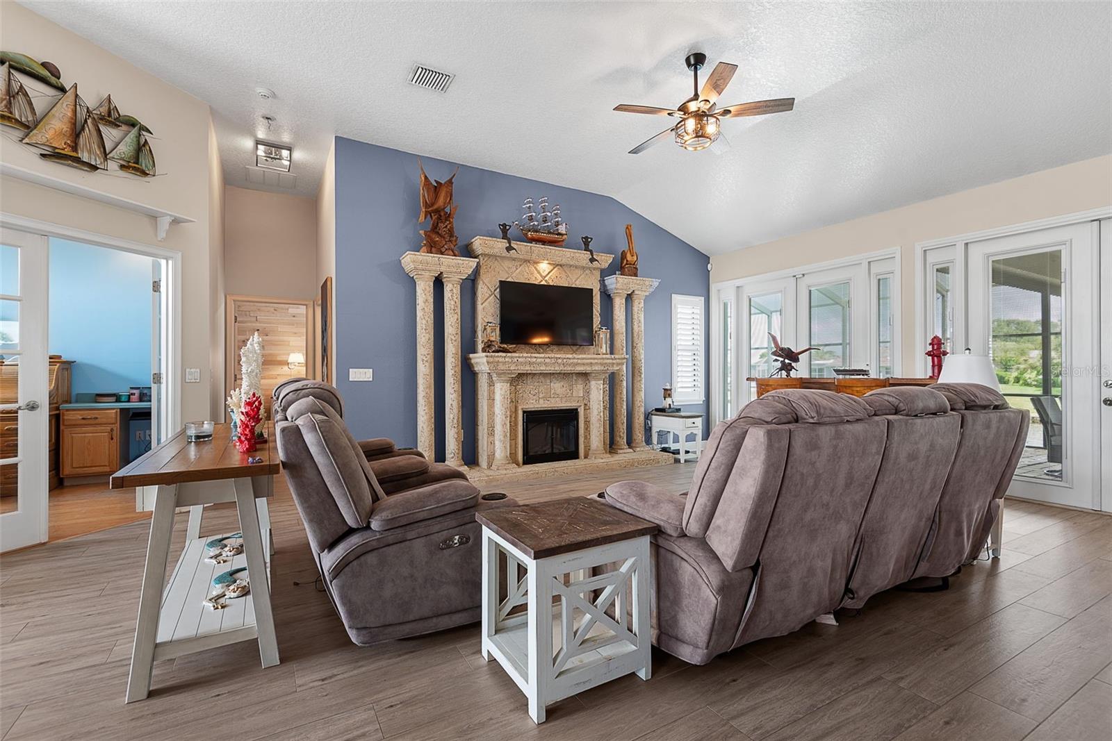 PALM HARBOR - Residential