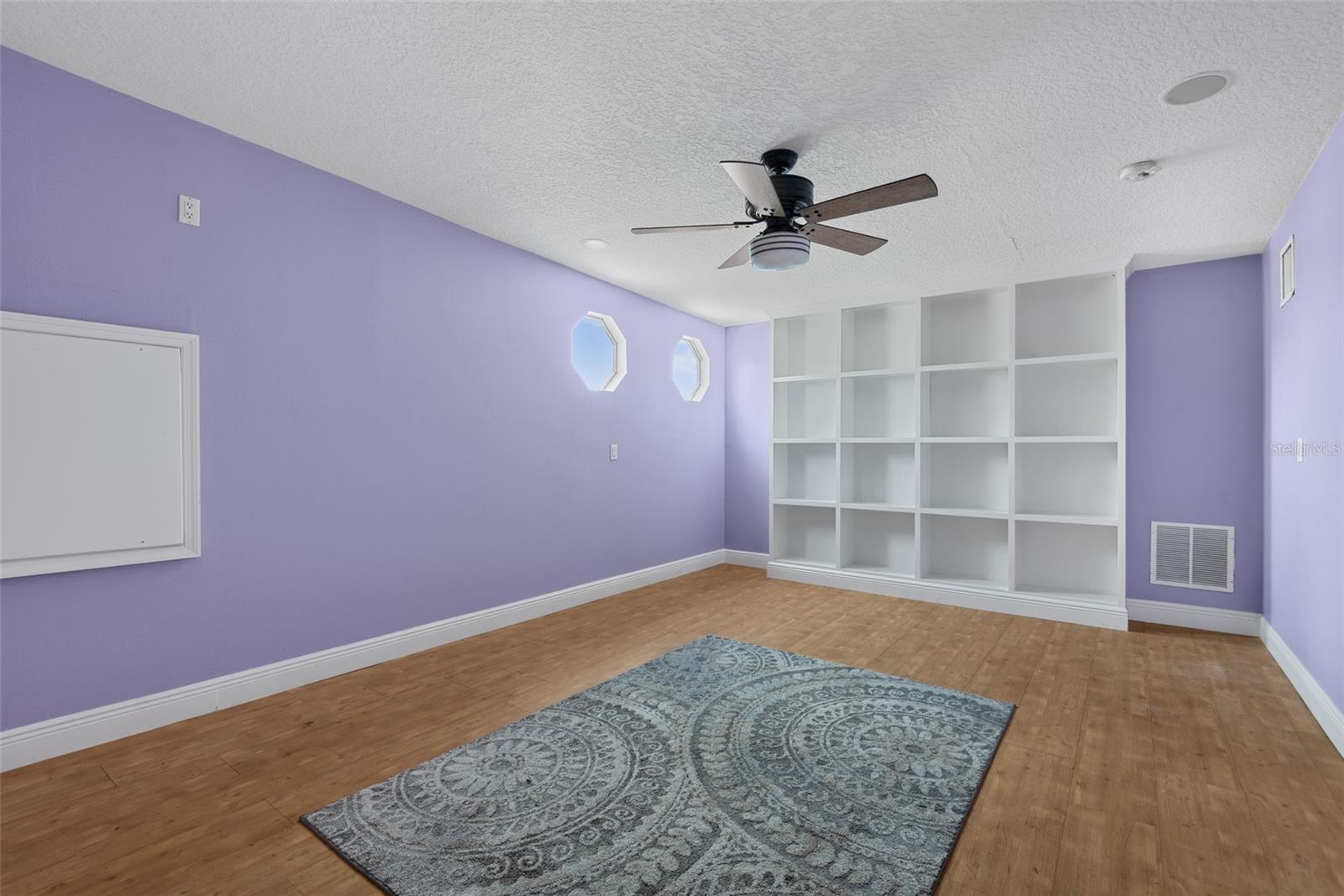 PALM HARBOR - Residential