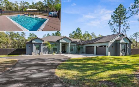 A home in BROOKSVILLE