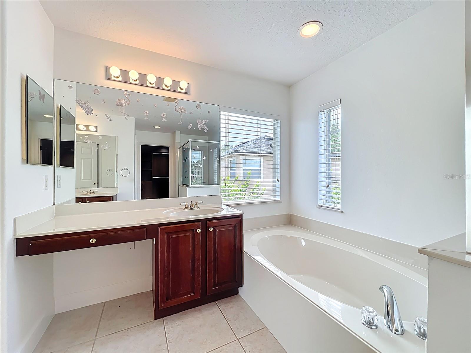 LIVE OAK RESERVE UNIT ONE - Residential Lease