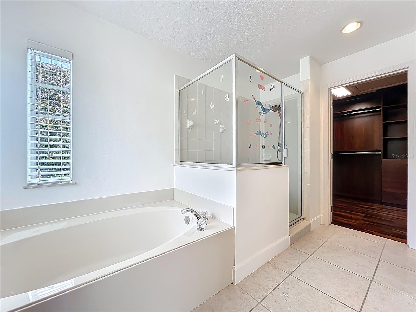 LIVE OAK RESERVE UNIT ONE - Residential Lease