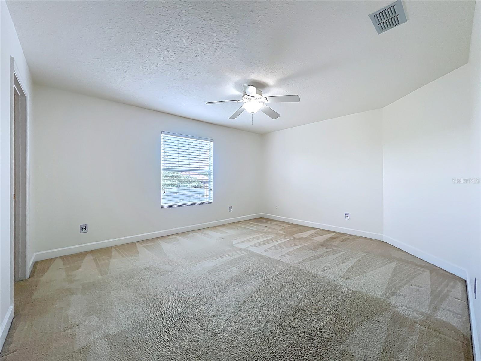 LIVE OAK RESERVE UNIT ONE - Residential Lease