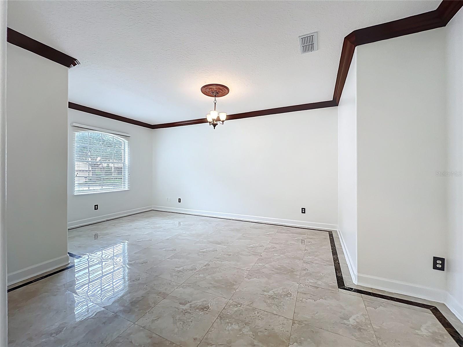 LIVE OAK RESERVE UNIT ONE - Residential Lease