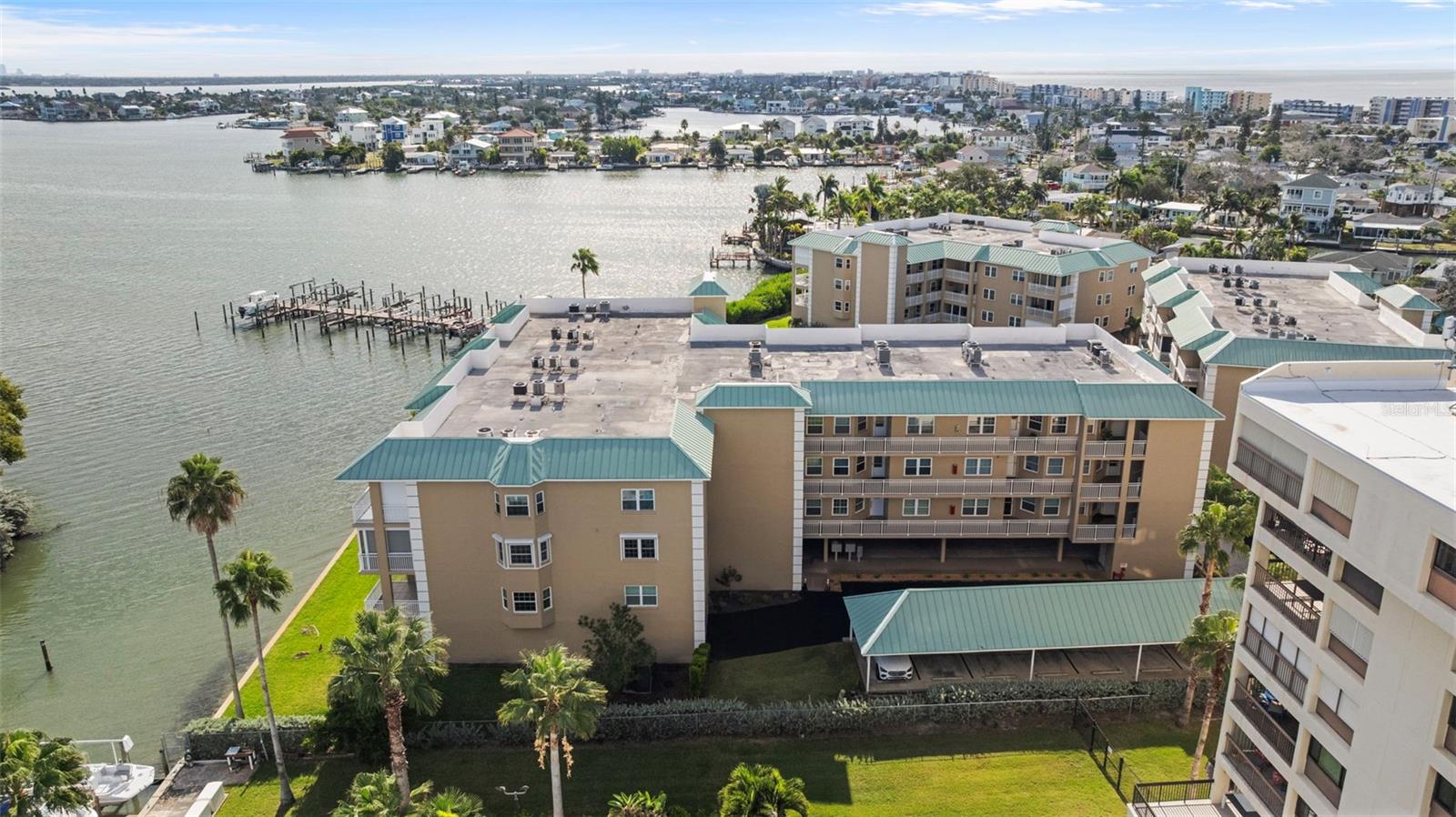 MADEIRA COVE CONDO - Residential