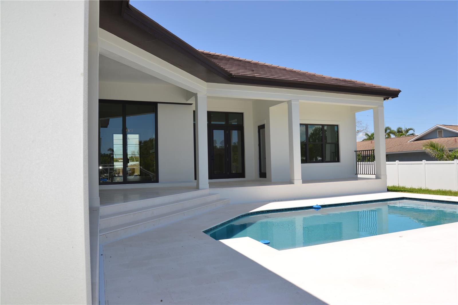 NORTH ISLES - Residential