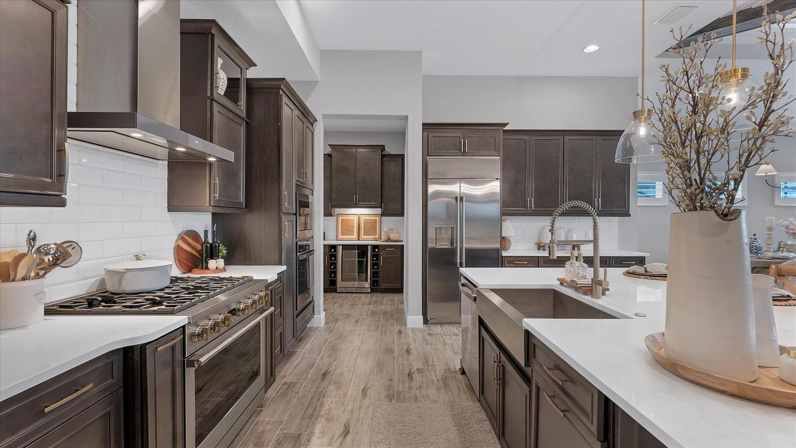 EVERLY/WELLEN PARK - Residential