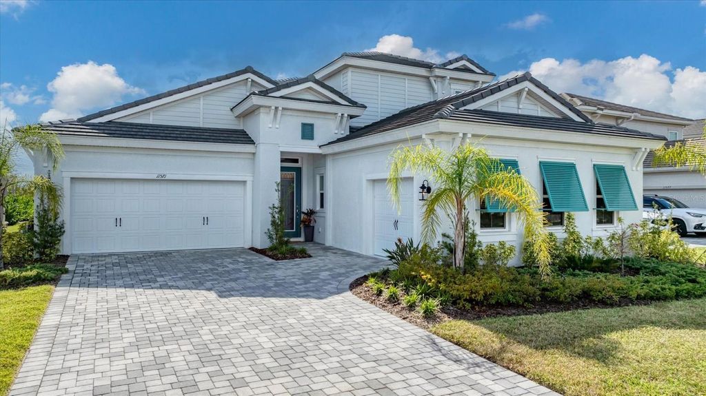 Photo of 11571 Gleaming Terrace, Venice, FL 34293 (MLS # N6141018)