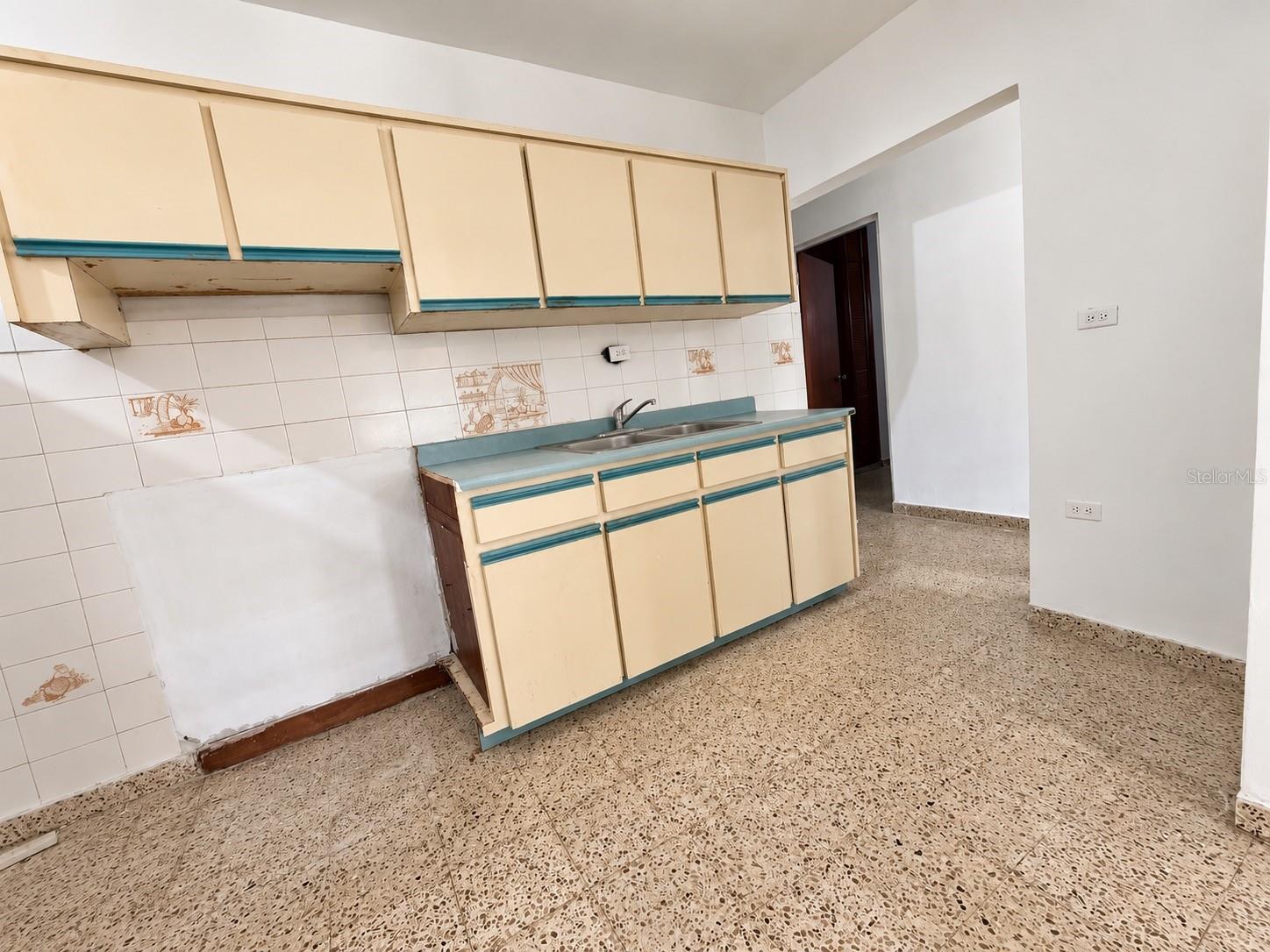 15 CALLE CAOBA