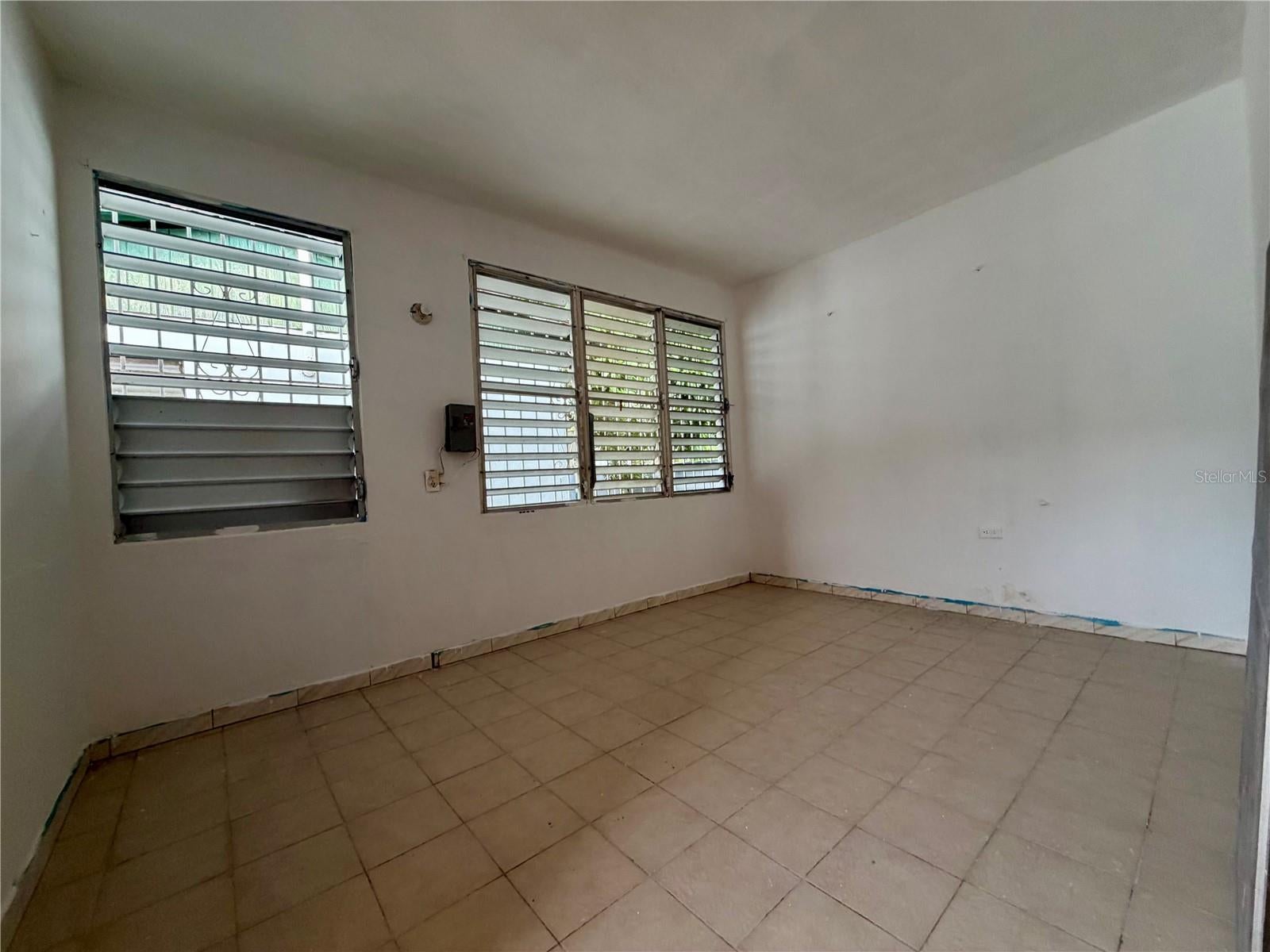 15 CALLE CAOBA