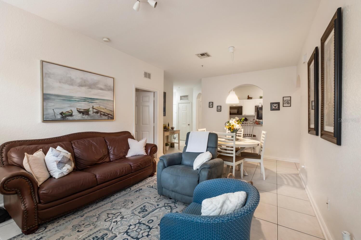 HORIZONS/STONERIDGE PLACE PH 03 - Residential Lease