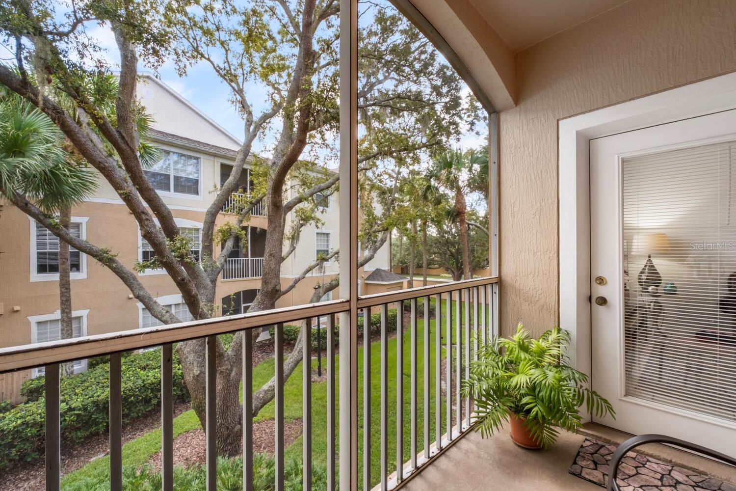 HORIZONS/STONERIDGE PLACE PH 03 - Residential Lease