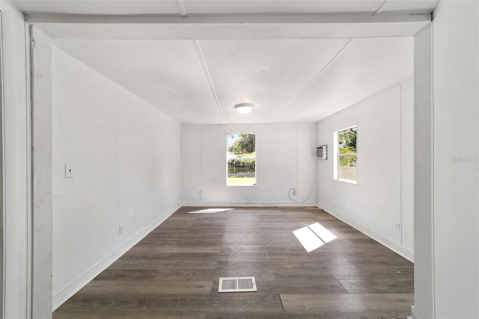 SHADY HILLS PARK SOUTH - Residential