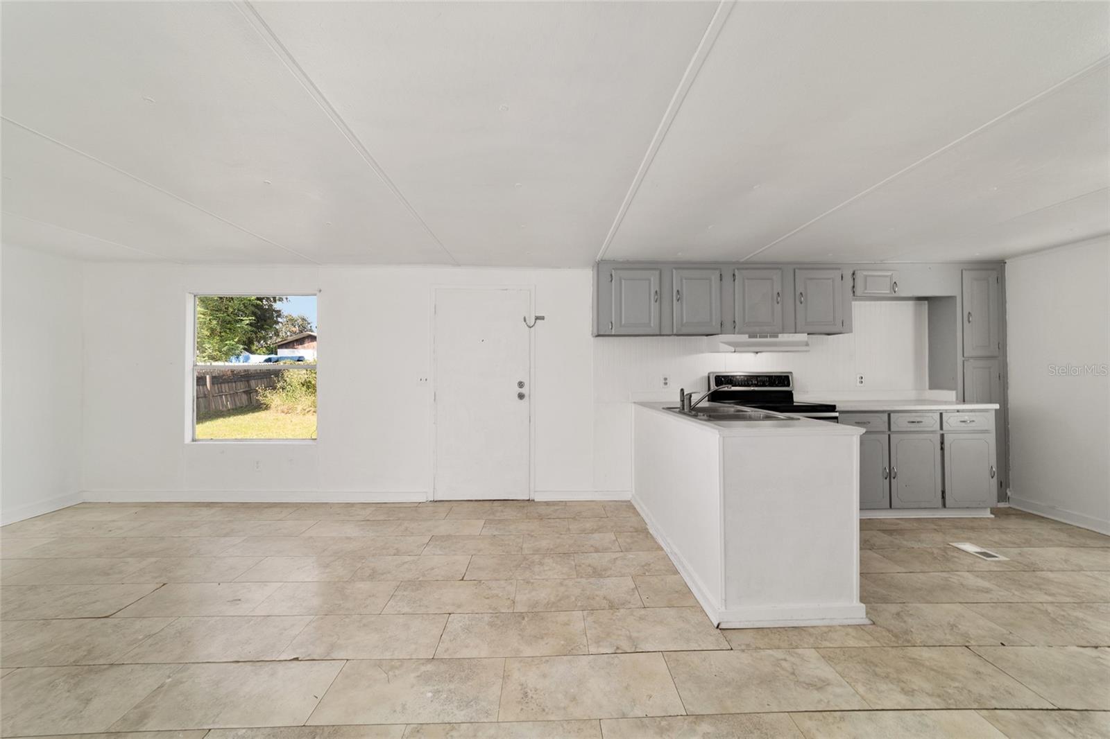 SHADY HILLS PARK SOUTH - Residential