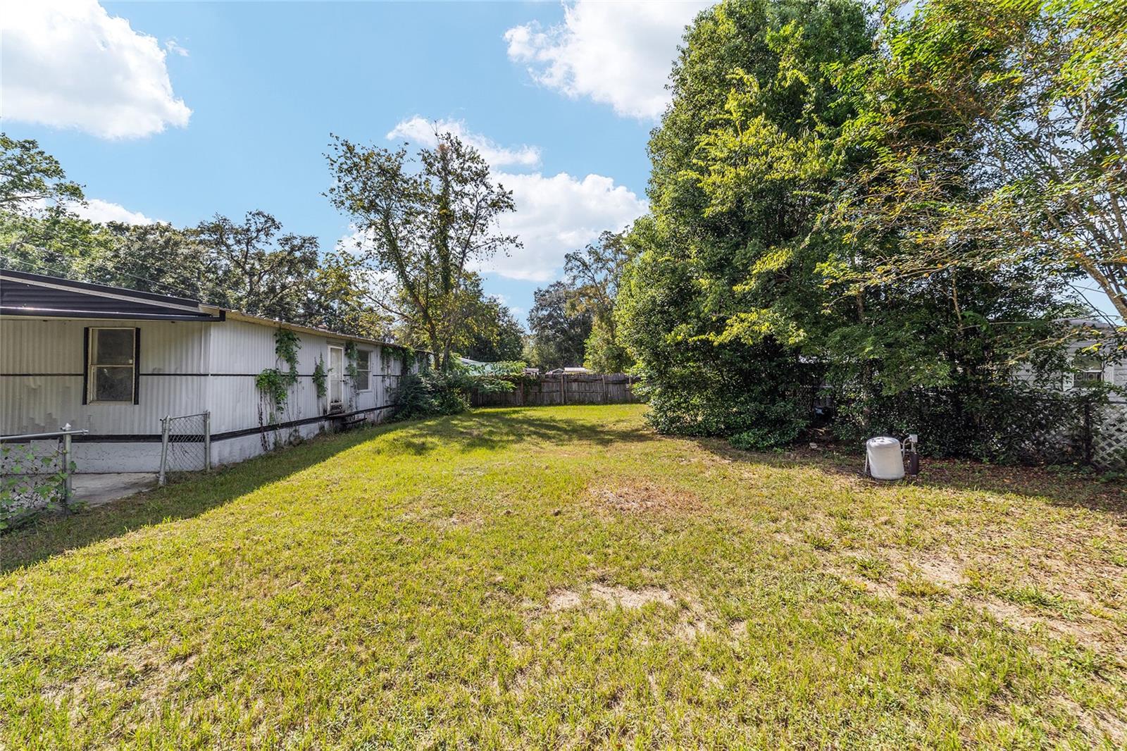 SHADY HILLS PARK SOUTH - Residential