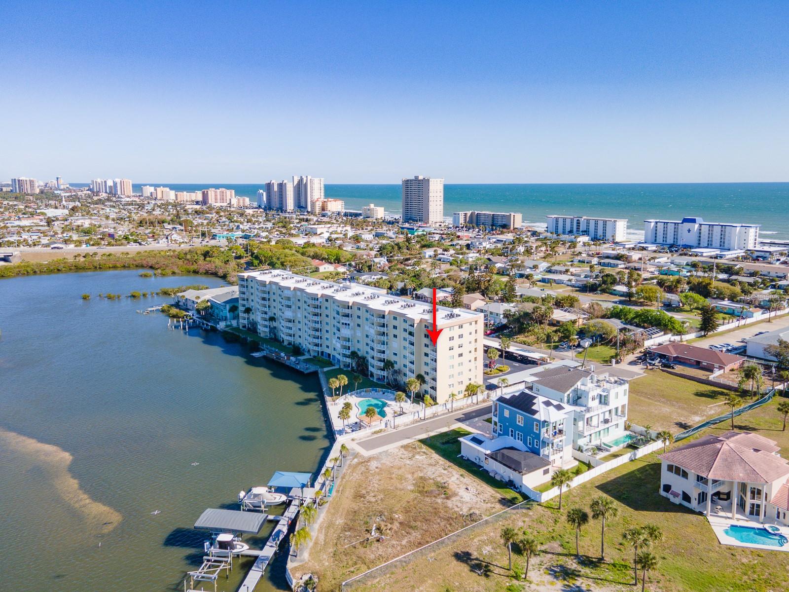 ADMIRALTY CLUB - Residential