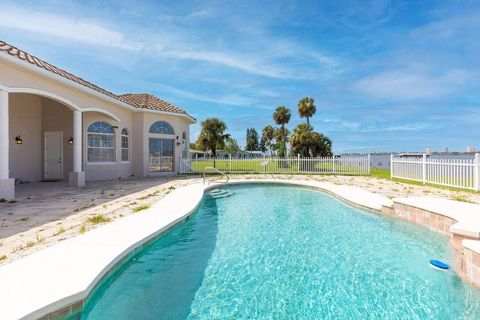 A home in DAYTONA BEACH