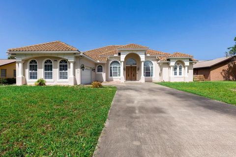 A home in DAYTONA BEACH