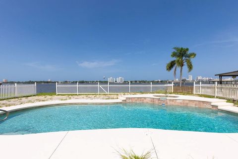 A home in DAYTONA BEACH