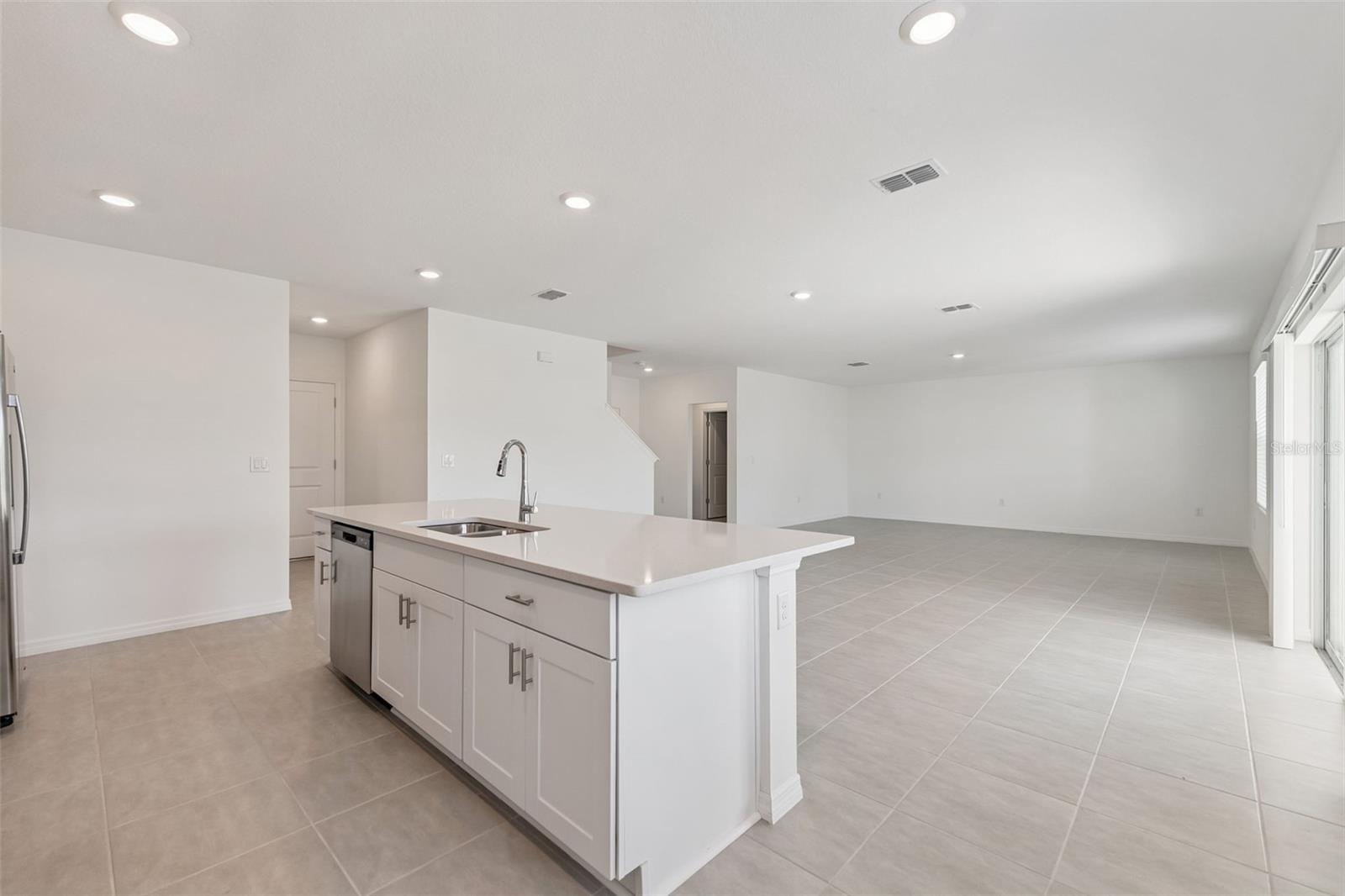 RIVERFRONT - Residential Lease