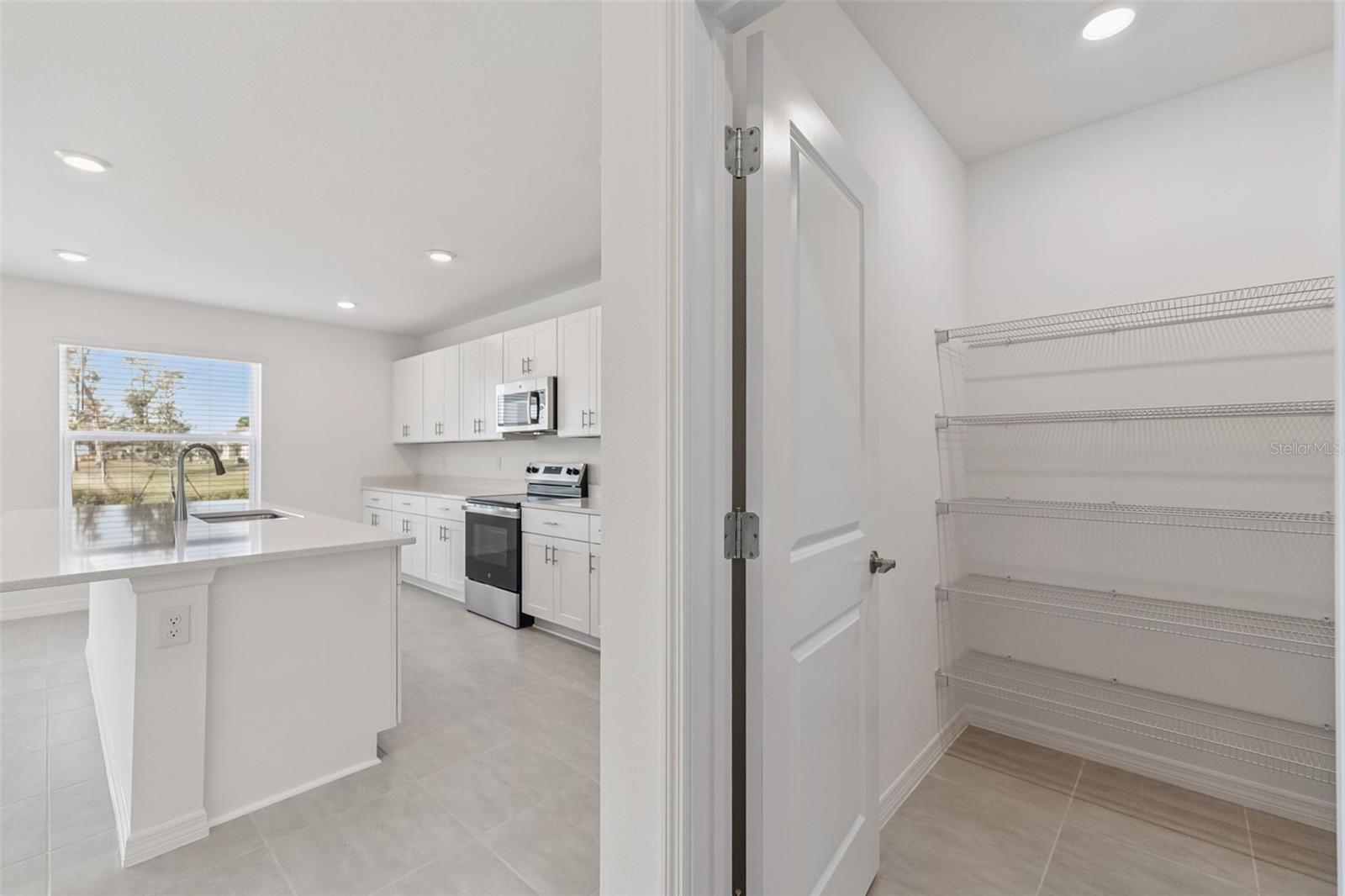 RIVERFRONT - Residential Lease