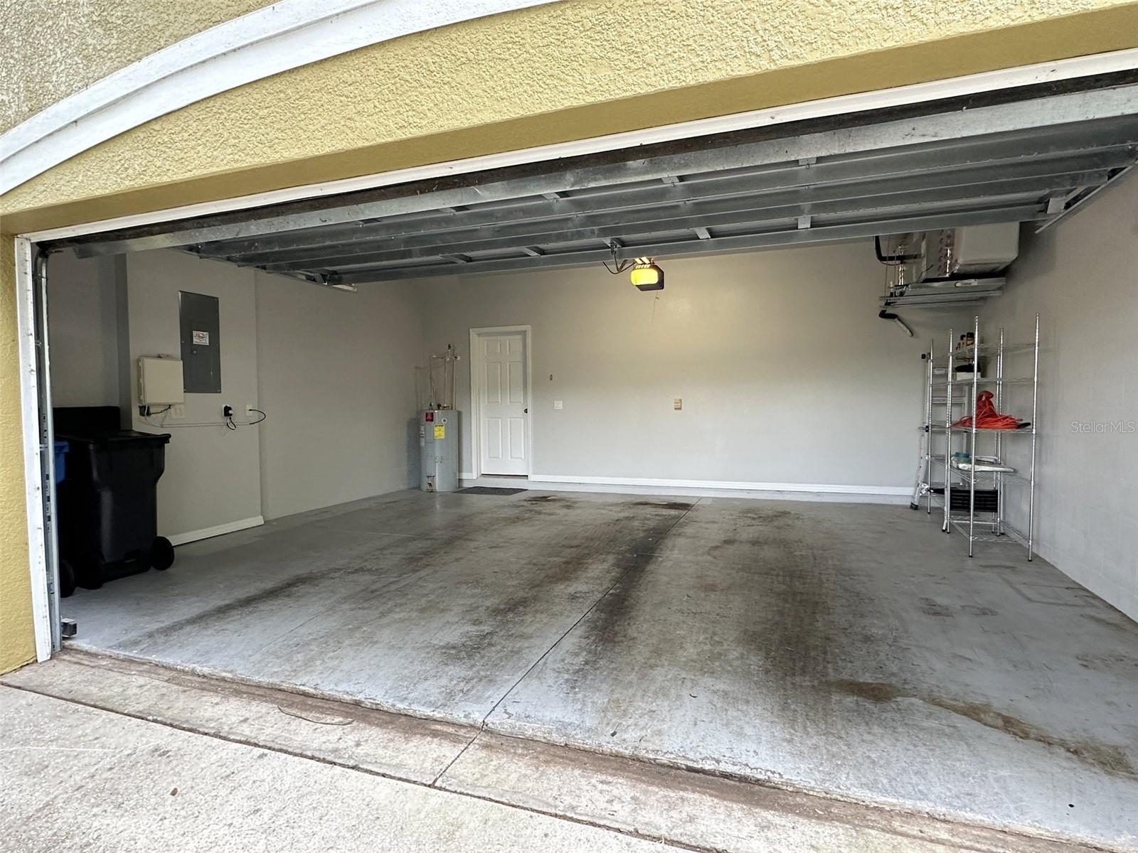 GUNN TWNHMS - PH 2 - Residential Lease