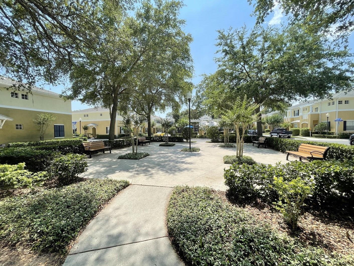 GUNN TWNHMS - PH 2 - Residential Lease