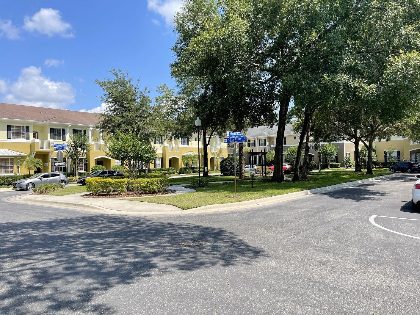 GUNN TWNHMS - PH 2 - Residential Lease