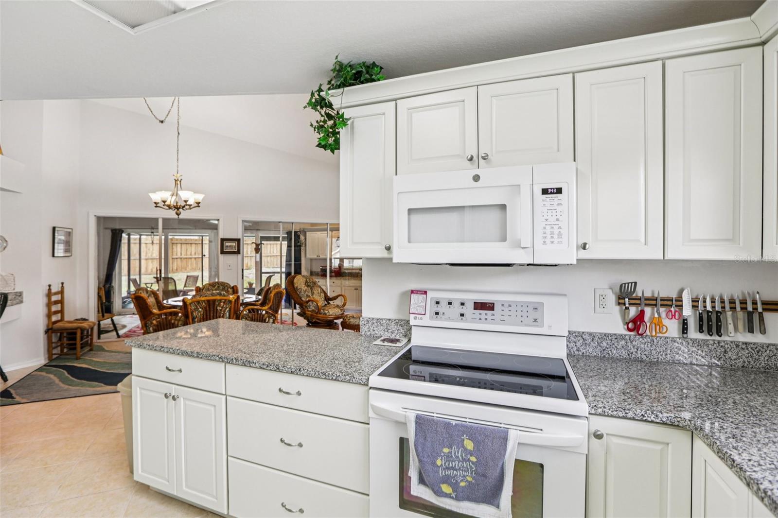 KLOSTERMAN OAKS VILLAGE - Residential