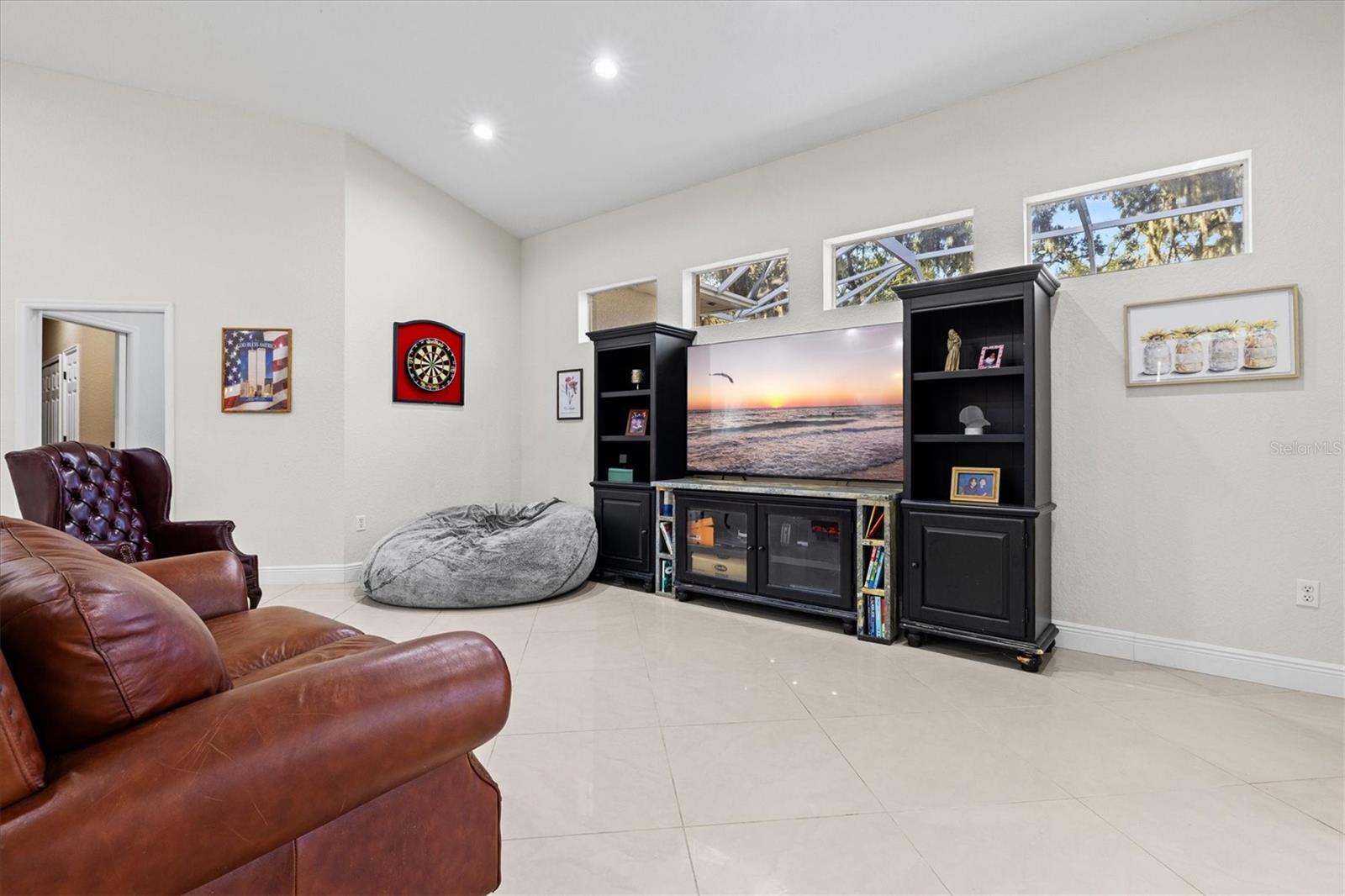 OAK FORD GOLF CLUB - Residential