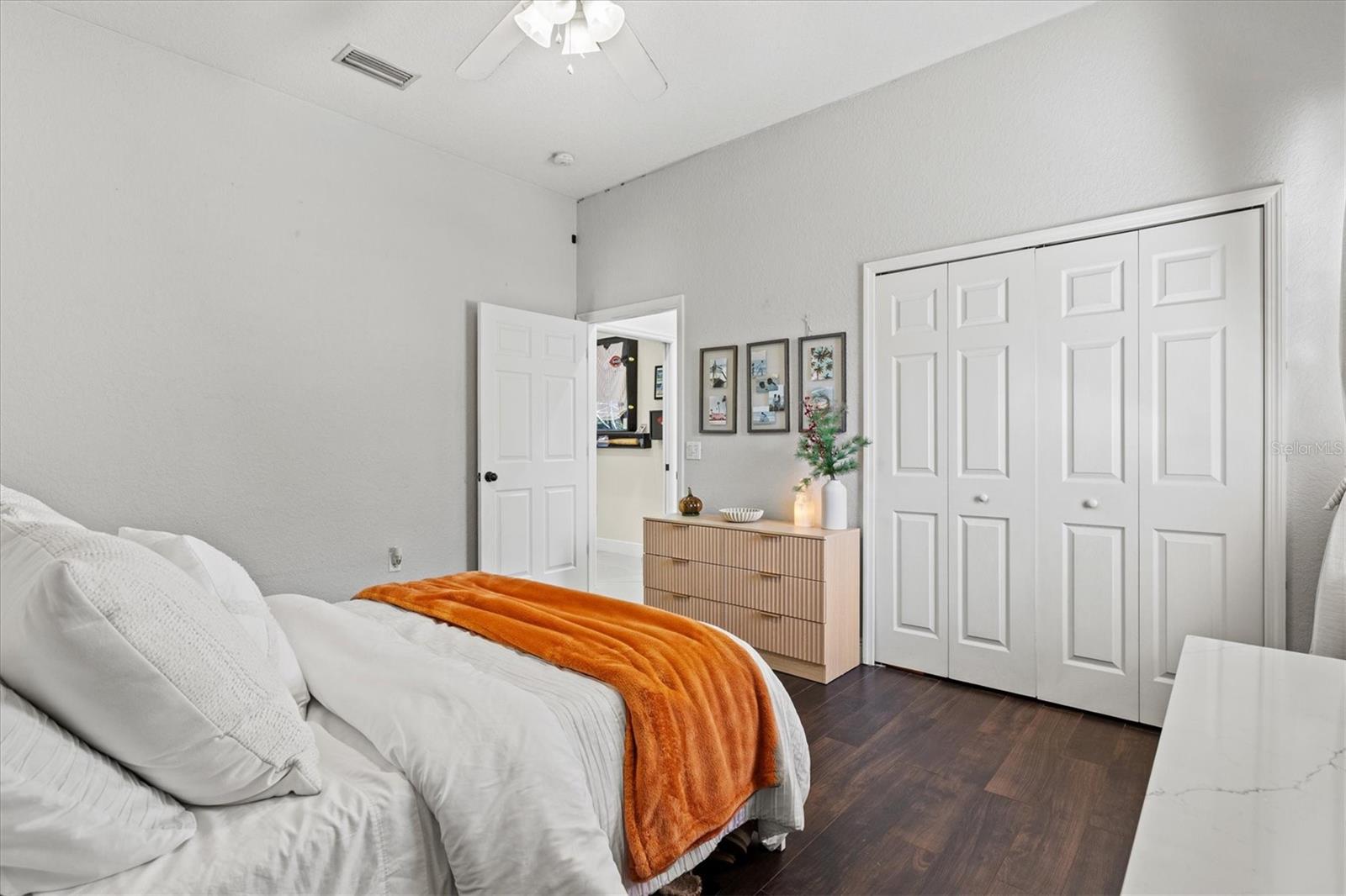 OAK FORD GOLF CLUB - Residential