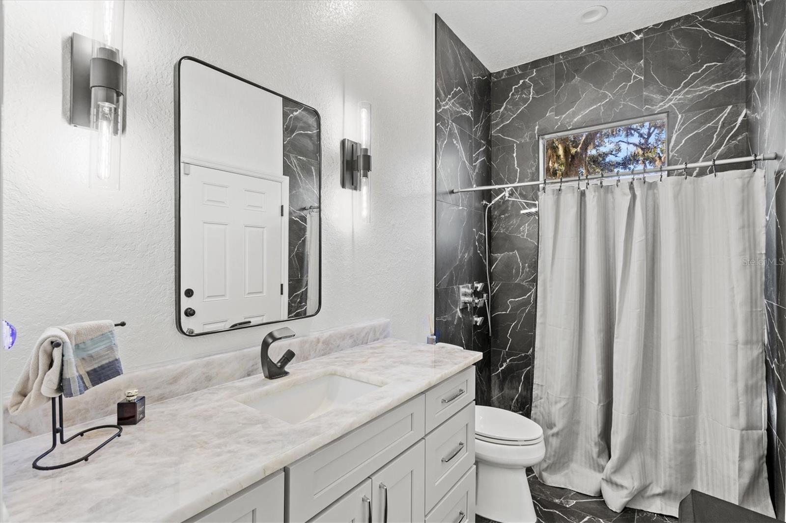 OAK FORD GOLF CLUB - Residential