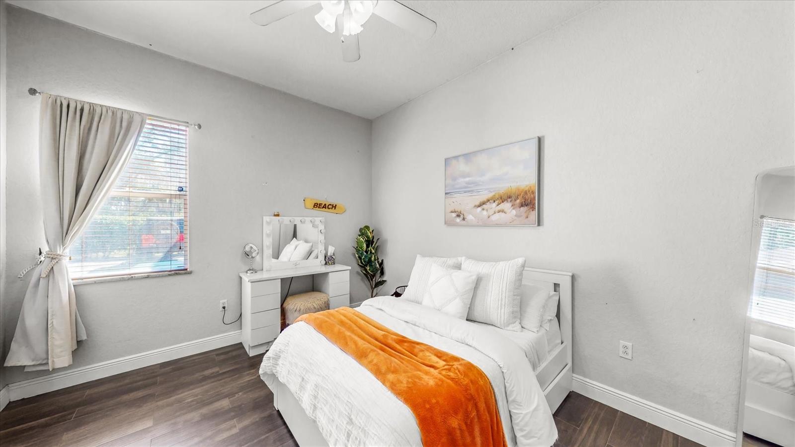 OAK FORD GOLF CLUB - Residential