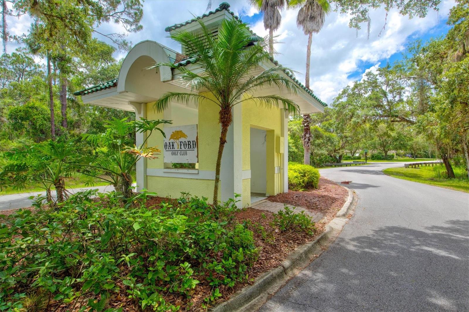 OAK FORD GOLF CLUB - Residential