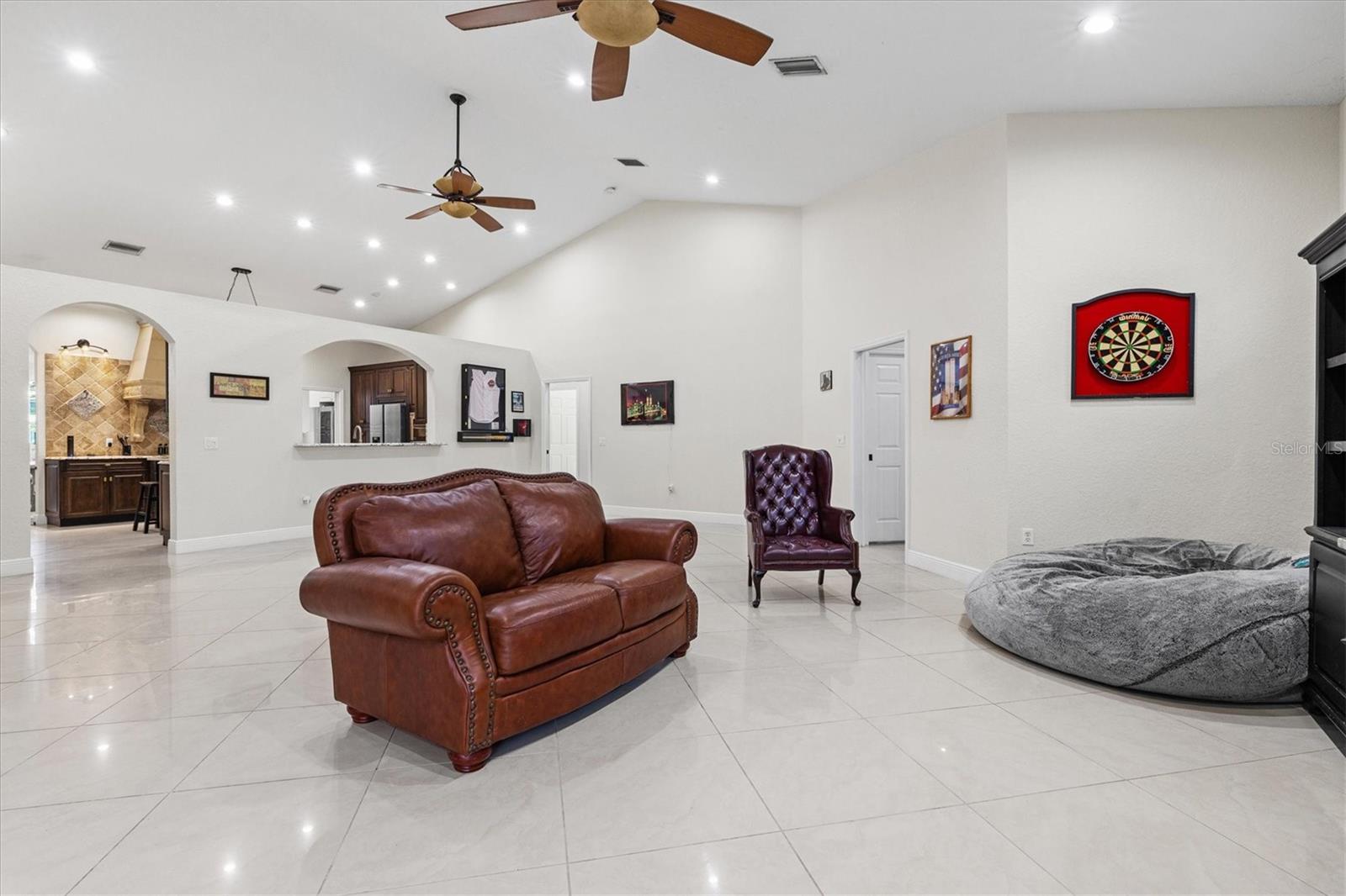 OAK FORD GOLF CLUB - Residential