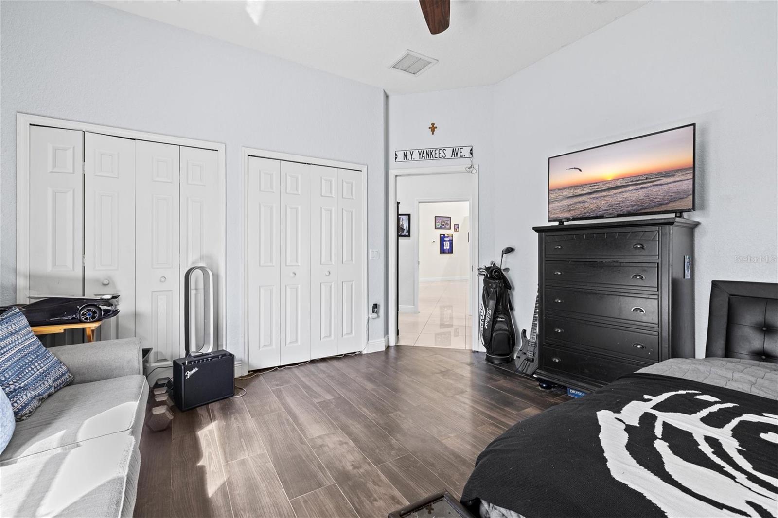 OAK FORD GOLF CLUB - Residential