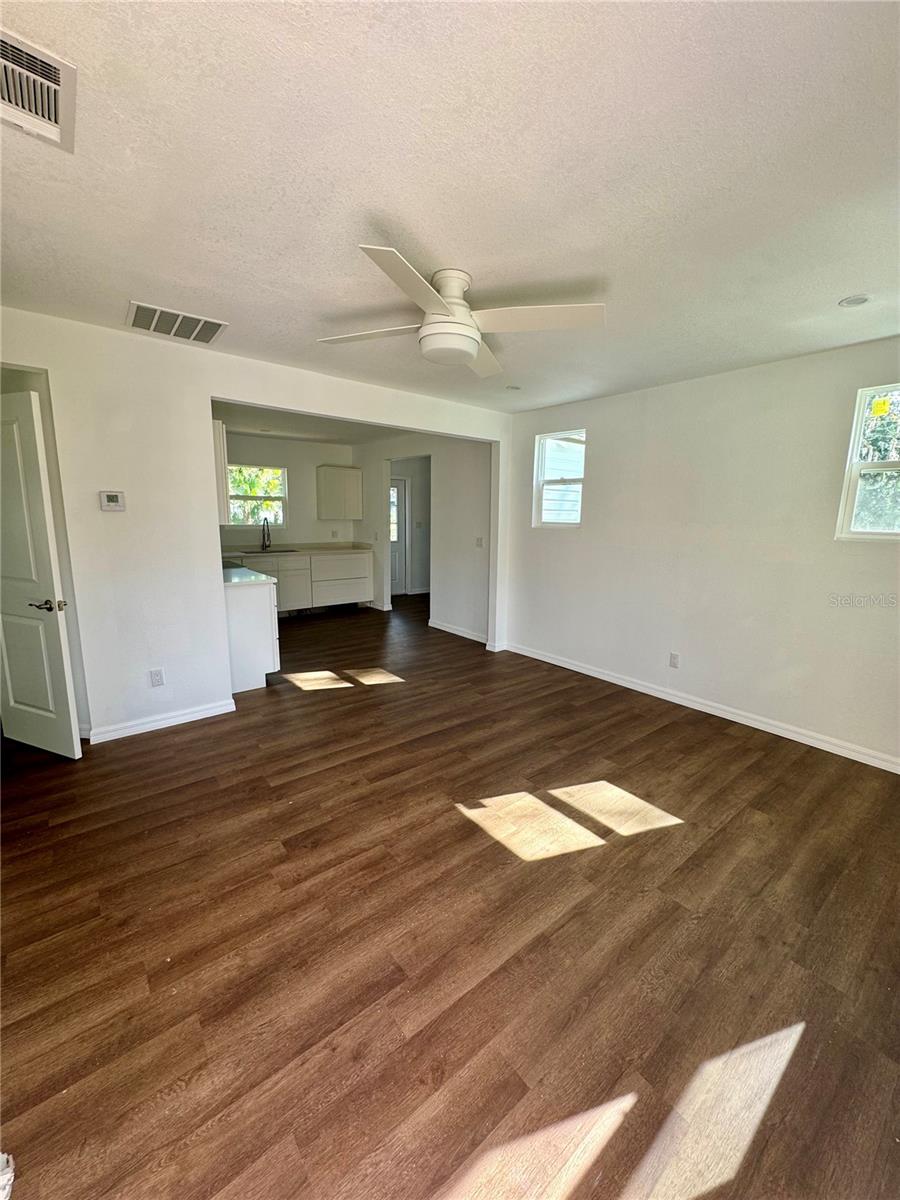 OLD WILLISTON NORTH RESIDENTIAL - Residential