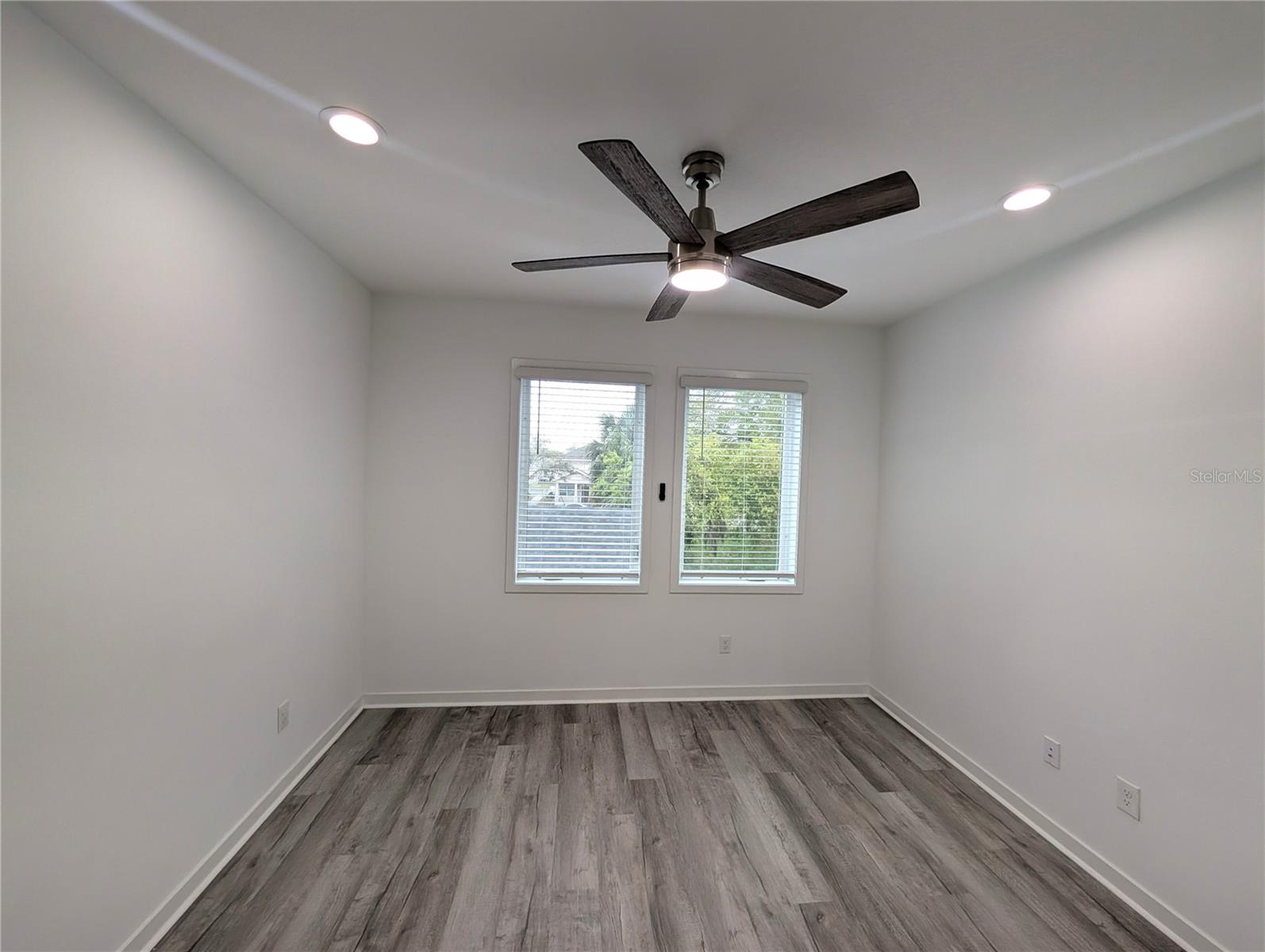 SUBDIVISION OF E 1/2 OF NE 1/4 - Residential Lease